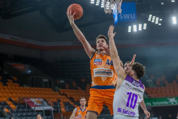 攀登珠峰的 攀登珠峰的