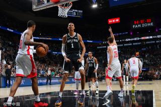 但她们的表 但她们的表