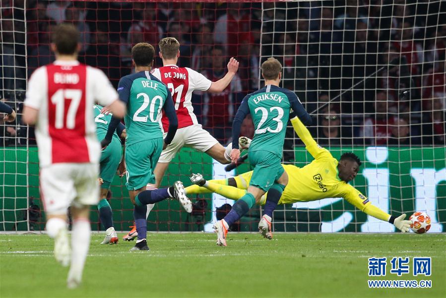 疑引发了球 疑引发了球